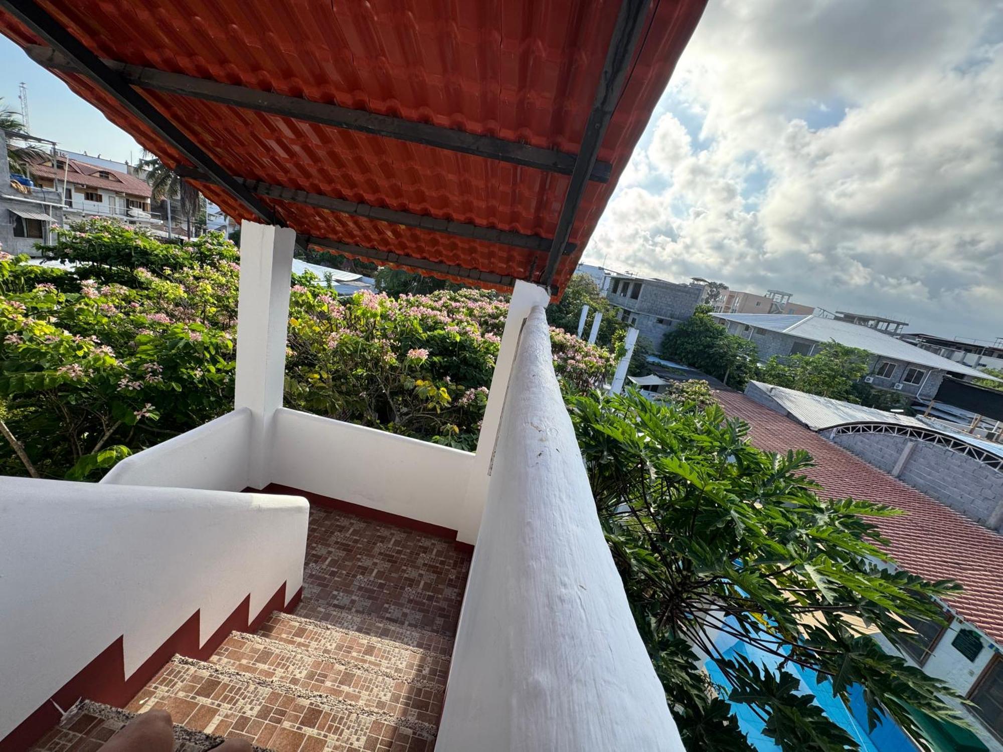 The Galapagos Pearl B&B Пуерто Айора Екстериор снимка